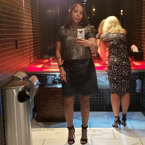 ALMUDENA Spike & Ball Ankle Strapped Stiletto High Heels (Gold) size: 7 1/2 - Picture 7 of 7